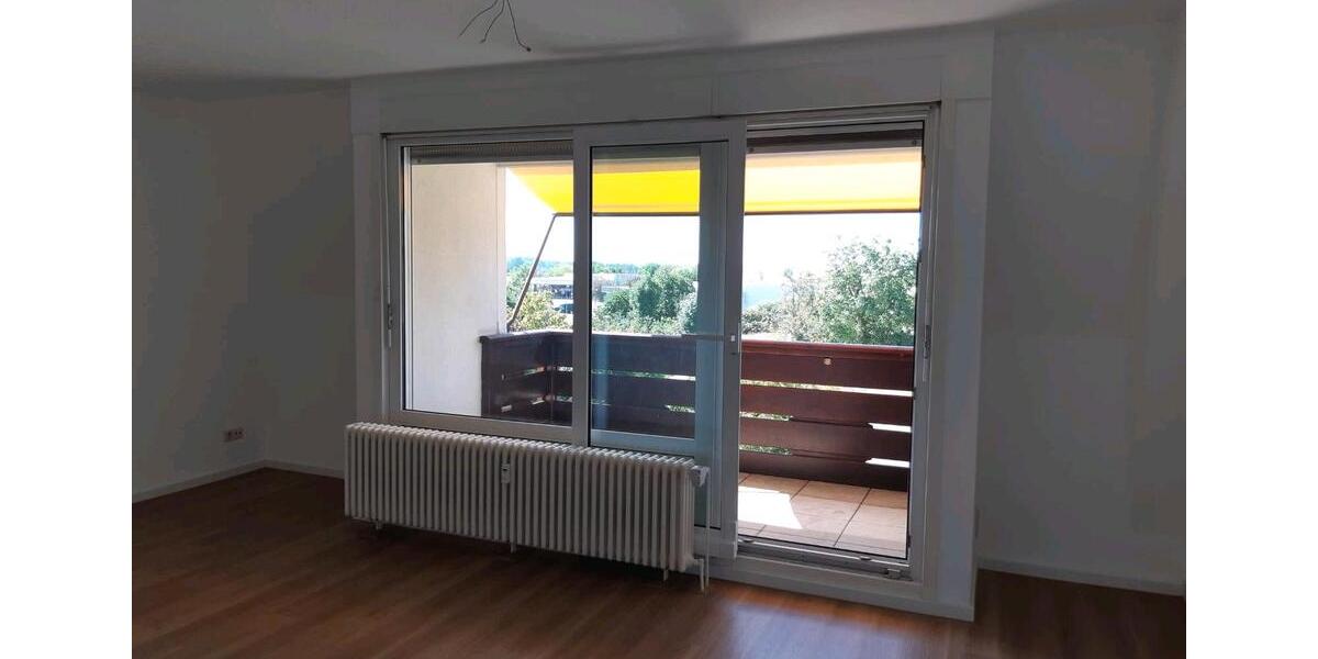 Dachgeschoßwohnung Strehla - 3 Zimmer, 73 m&sup2;, 445&euro; | Angebot:26261374