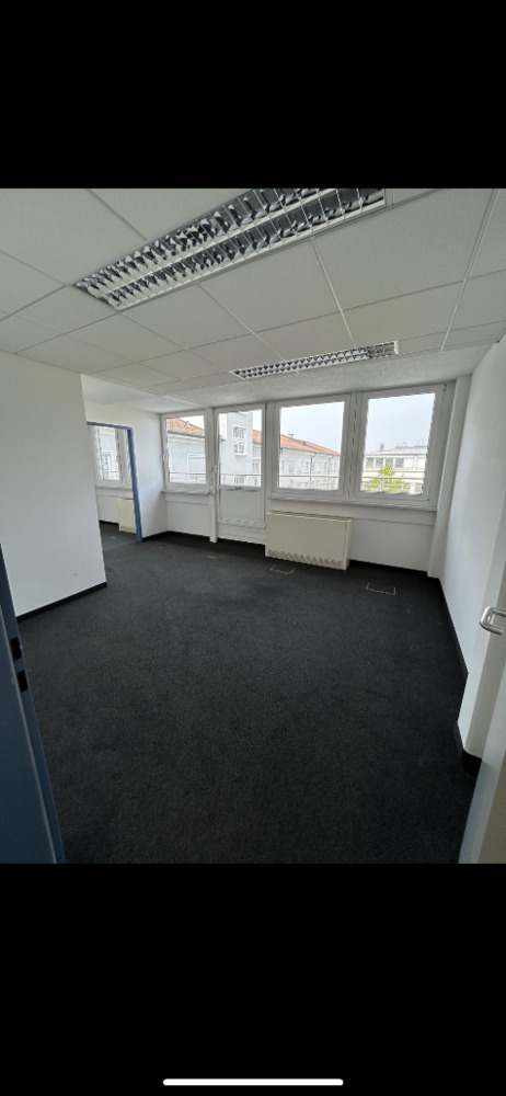 WESTEND: Flexible Büro-Studiofläche mit Dachterrasse - All-in-Miete