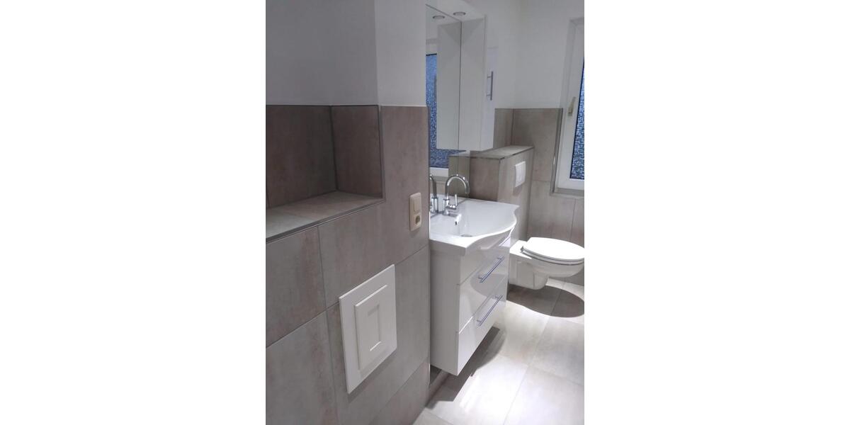 Etagenwohnung Ahnsbeck - 3 Zimmer, 83 m&sup2;, 650&euro; | Angebot:25924387