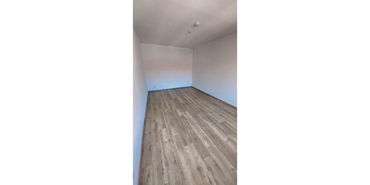 Etagenwohnung Rudolstadt - 2 Zimmer, 67 m&sup2;, 603&euro; | Angebot:24997161