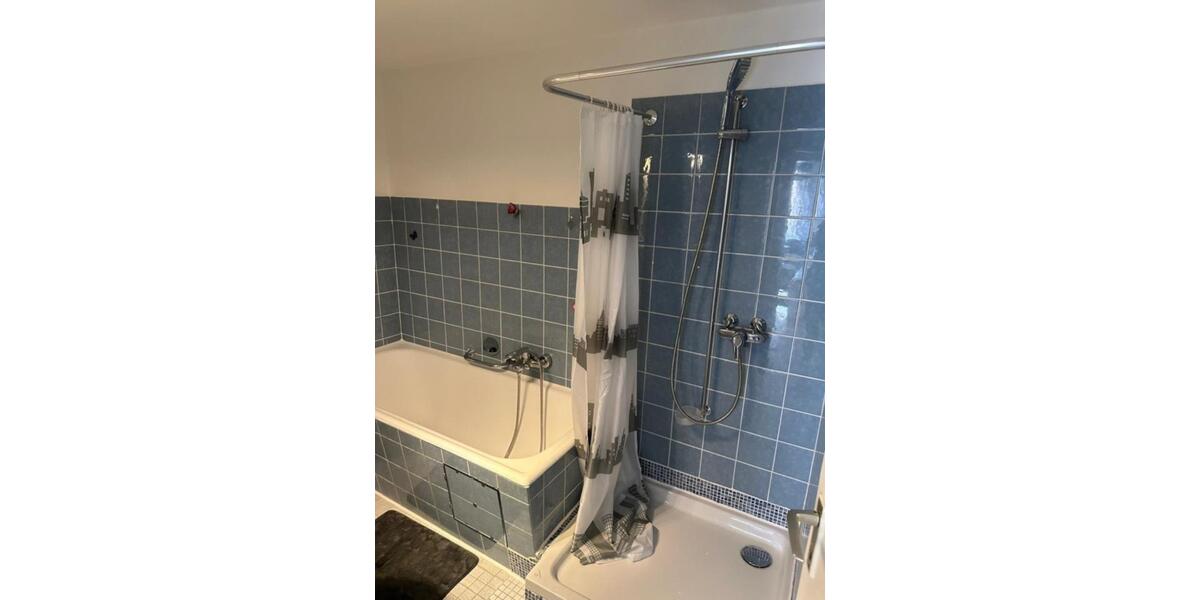 WG Zimmer in Mannheim (4er) 1 zimmer