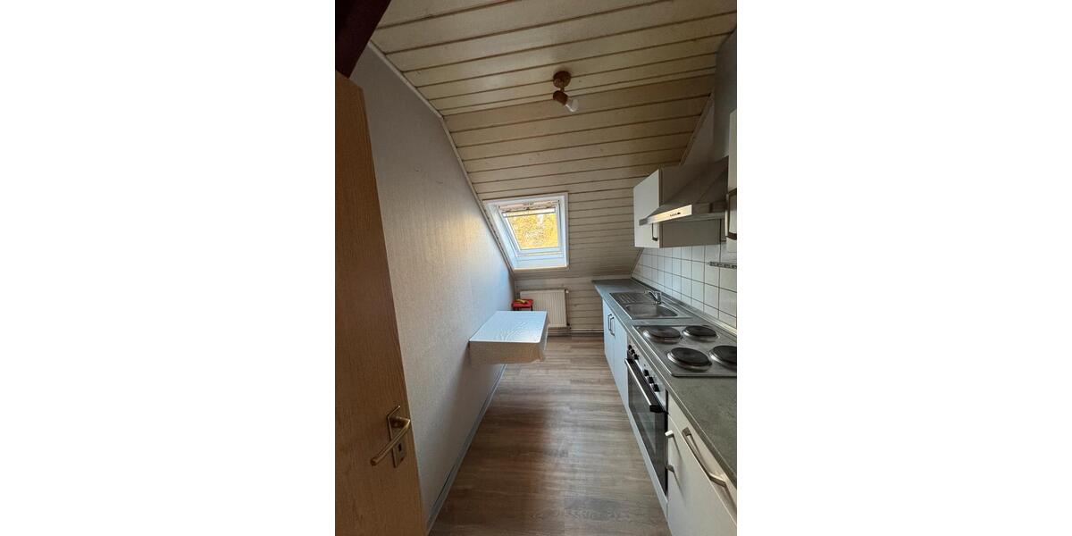 Dachgeschoßwohnung Westerstede - 3 Zimmer, 70 m&sup2;, 595&euro; | Angebot:26632975