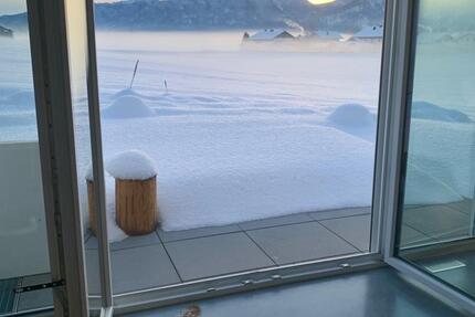 Wohnen auf Zeit Großweil - 7 Zimmer, 165 m&sup2;, 5.000&euro; | Angebot:26133591