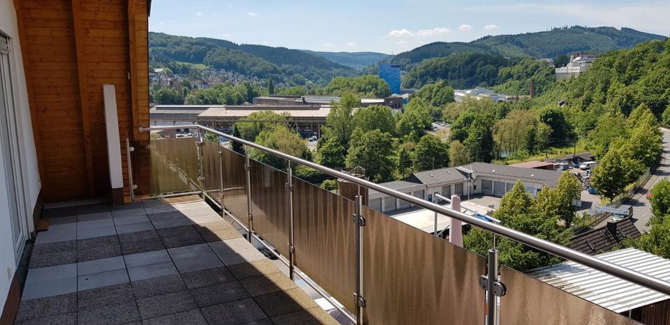 Dachgeschoßwohnung Werdohl - 4 Zimmer, 98 m&sup2;, 600&euro; | Angebot:26148087