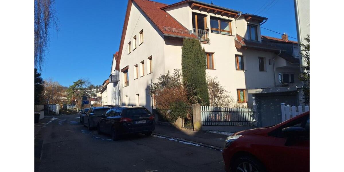 WG geeignete Wohnung in Esslingen (Hohenkreuz) zu vermieten 5 zimmer