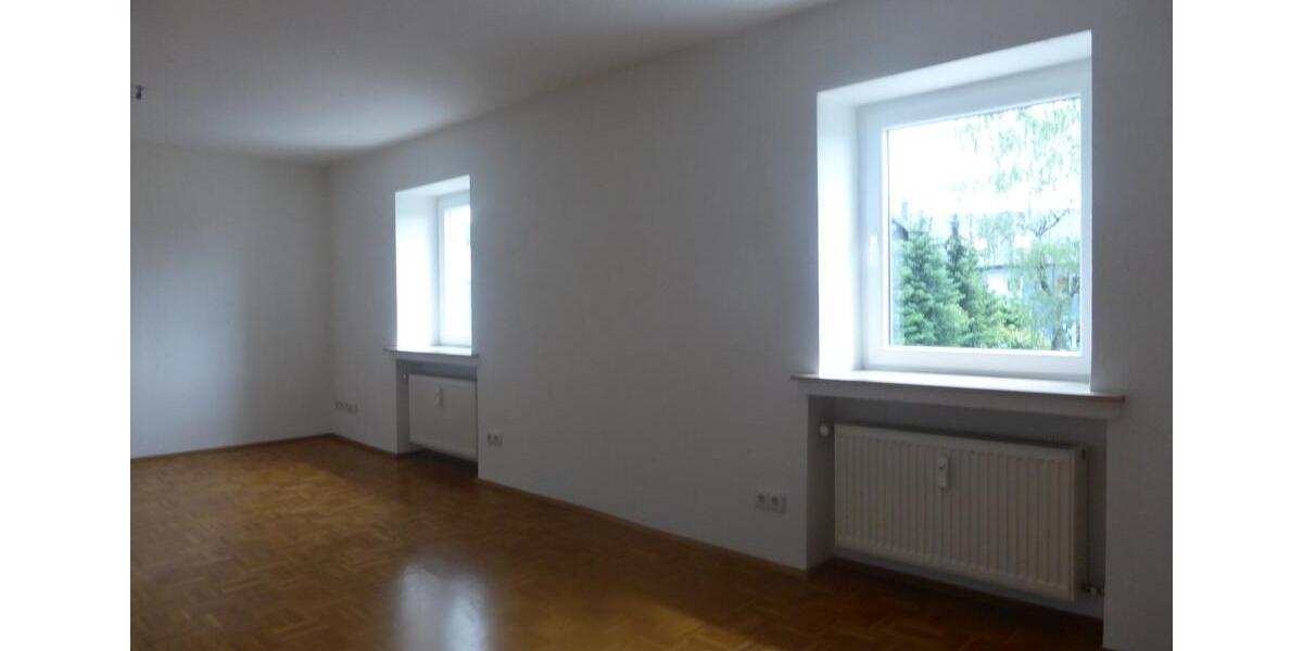 Erdgeschoßwohnung Wuppertal Dornap - 4 Zimmer, 148 m&sup2;, 1.049&euro; | Angebot:25234503