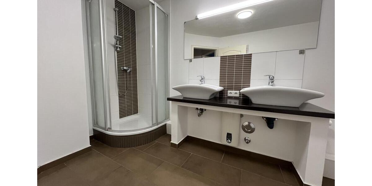 Dachgeschoßwohnung Flensburg - 4 Zimmer, 96 m&sup2;, 865&euro; | Angebot:23804478