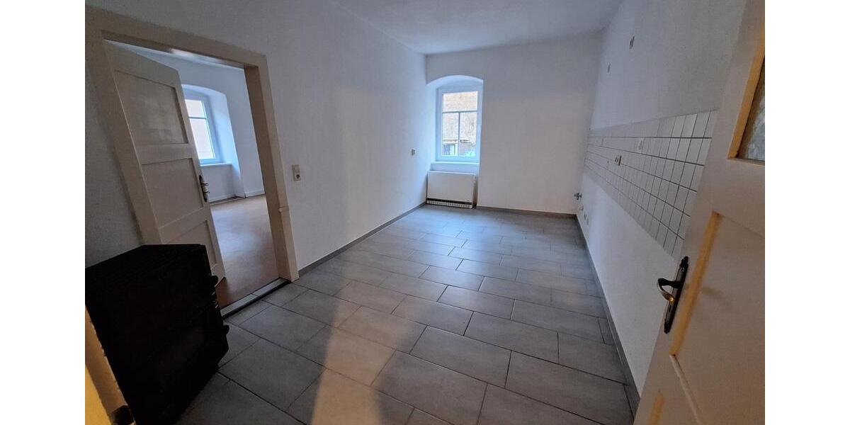 Etagenwohnung Nossen - 2 Zimmer, 67 m&sup2;, 299&euro; | Angebot:25932536