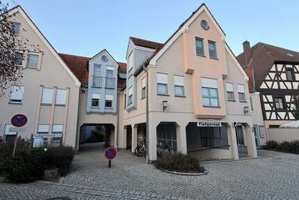 Wohnung Heilsbronn - 3 Zimmer, 79 m&sup2;, 828&euro; | Angebot:24683534