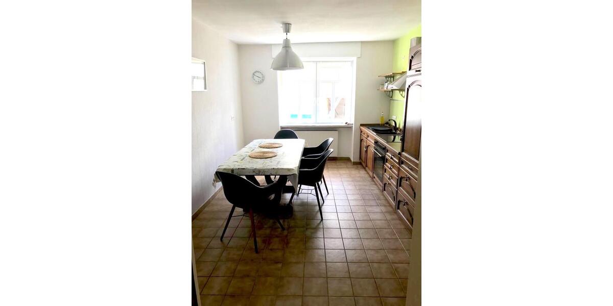 Wohnen auf Zeit Mayen - 5 Zimmer, 180 m&sup2;, 370&euro; | Angebot:25268488