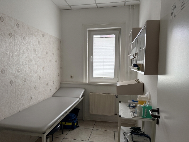 Attraktive Praxisetage in Ohrdruf - Gewerbeobjekt Ohrdruf | Angebot:25566151