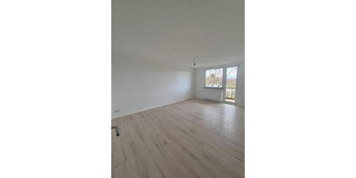 Etagenwohnung Eschwege - 3 Zimmer, 67 m&sup2;, 500&euro; | Angebot:26066343