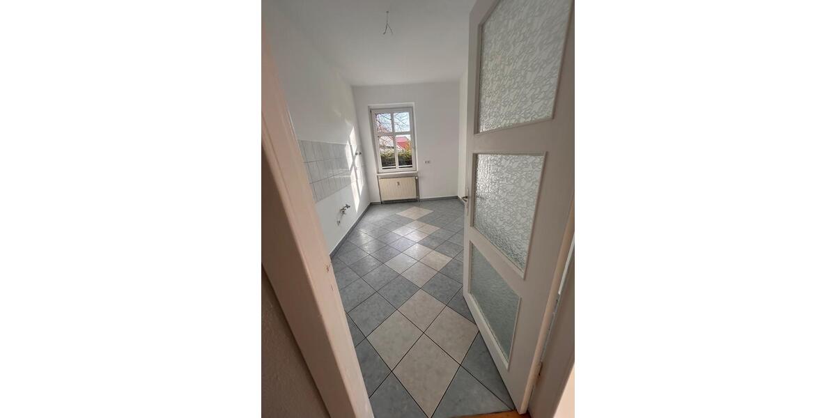 Hochparterre Zeuthen - 4.5 Zimmer, 107 m&sup2;, 1.370&euro; | Angebot:26396794