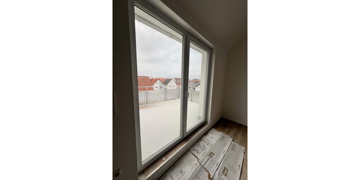 Dachgeschoßwohnung Rülzheim - 2 Zimmer, 52 m&sup2;, 660&euro; | Angebot:24738136