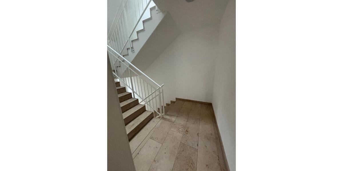 Etagenwohnung Fürth Atzenhof - 3 Zimmer, 98 m&sup2;, 1.552&euro; | Angebot:26337871