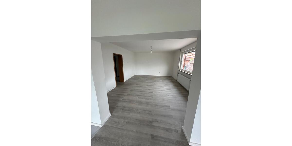 Hochparterre Motten - 2 Zimmer, 84 m&sup2;, 680&euro; | Angebot:26523065
