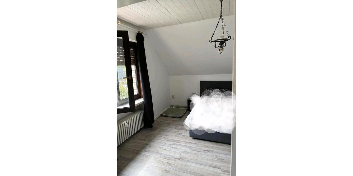 Etagenwohnung Ilsede - 3 Zimmer, 87 m&sup2;, 700&euro; | Angebot:26523711
