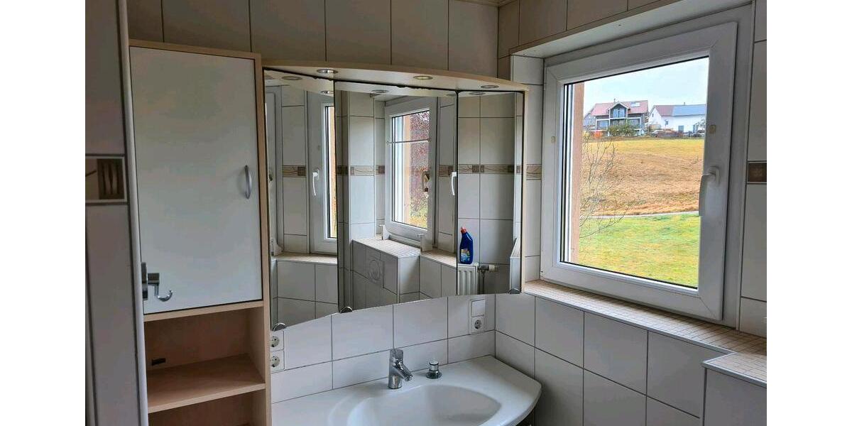 Erdgeschoßwohnung Ravenstein - 3.5 Zimmer, 74 m&sup2;, 700&euro; | Angebot:25986899