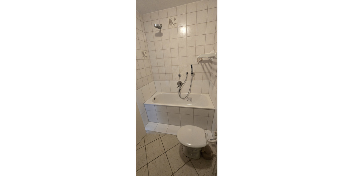 Mitten in Rüttenscheid! Gut geschnittene 3-Zimmer-Wohnung mit Gäste-WC! 3 zimmer