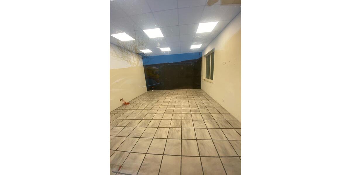Gewerbeobjekt Neuss - 2.500&euro; | Angebot:26150768
