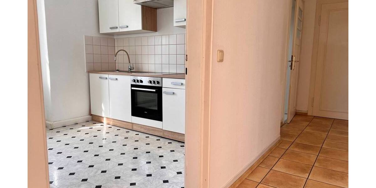 Etagenwohnung Plauen Reusa - 3 Zimmer, 64 m&sup2;, 354&euro; | Angebot:26388916