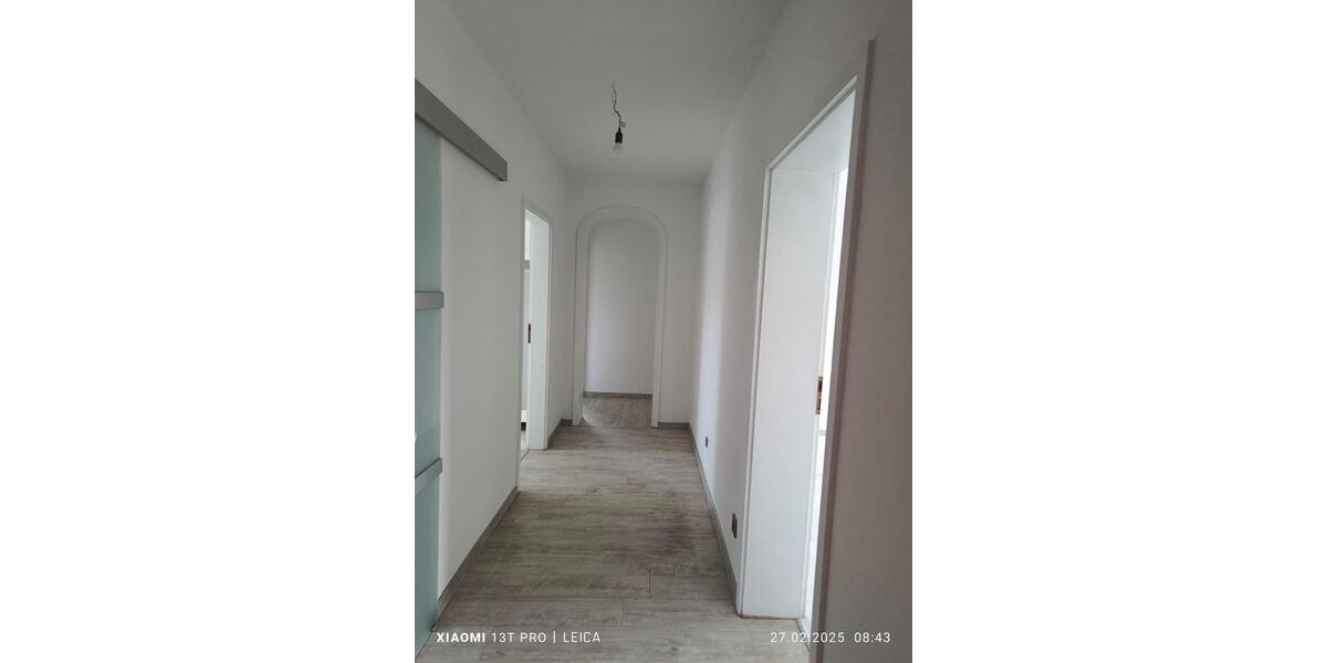 Dachgeschoßwohnung Schwalmstadt - 4 Zimmer, 95 m&sup2;, 880&euro; | Angebot:24769616