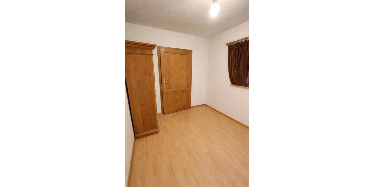 Erdgeschoßwohnung Saulgrub - 1.5 Zimmer, 49 m&sup2;, 570&euro; | Angebot:25636512