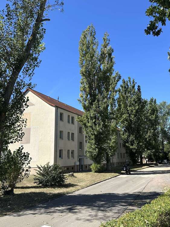 ++TOP Saniert - 3-RaumWohnung in ruhiger Lage mit EBK++