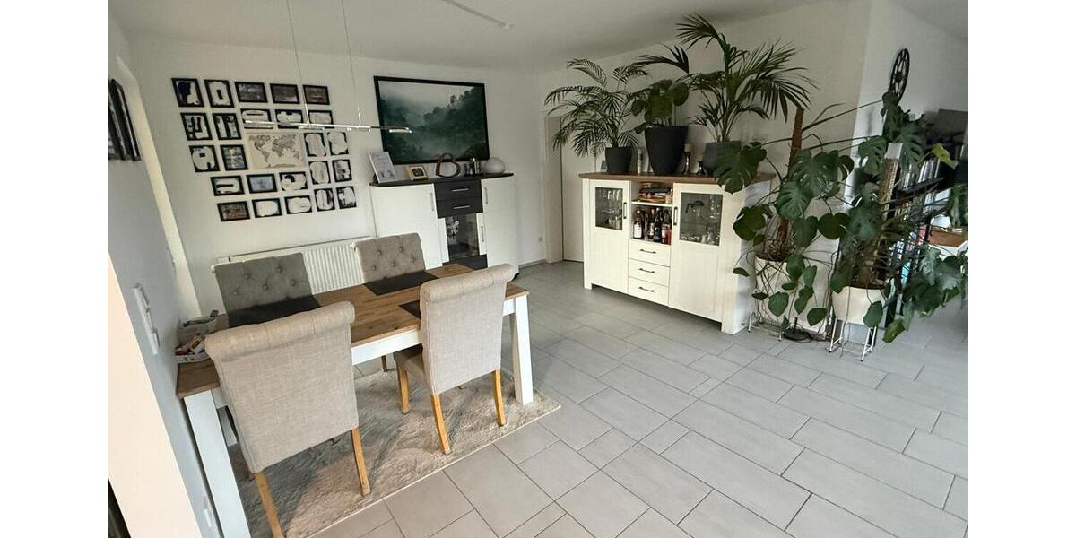 Dachgeschoßwohnung Hiddenhausen - 4 Zimmer, 135 m&sup2;, 1.290&euro; | Angebot:24658754
