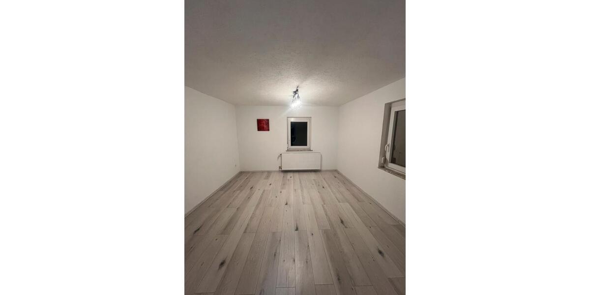 Etagenwohnung Bad Buchau - 5 Zimmer, 125 m&sup2;, 850&euro; | Angebot:24535010
