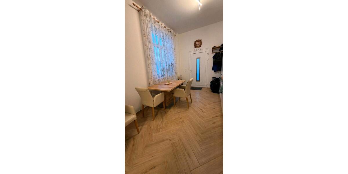 Einfamilienhaus Halle (Saale) - 4 Zimmer, 80 m&sup2;, 900&euro; | Angebot:26490108
