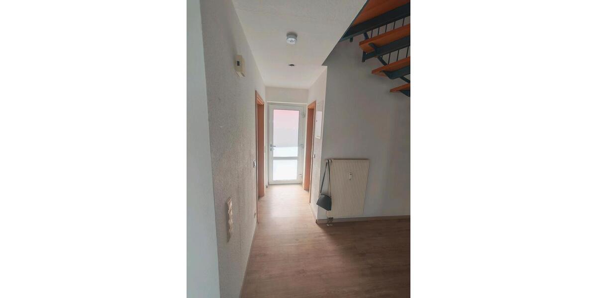 Maisonettenwohnung Saarbrücken West - 3 Zimmer, 70 m&sup2;, 800&euro; | Angebot:26522882
