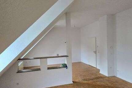 Wohnung Wuppertal Barmen - 4 Zimmer, 102 m&sup2;, 858&euro; | Angebot:27278372