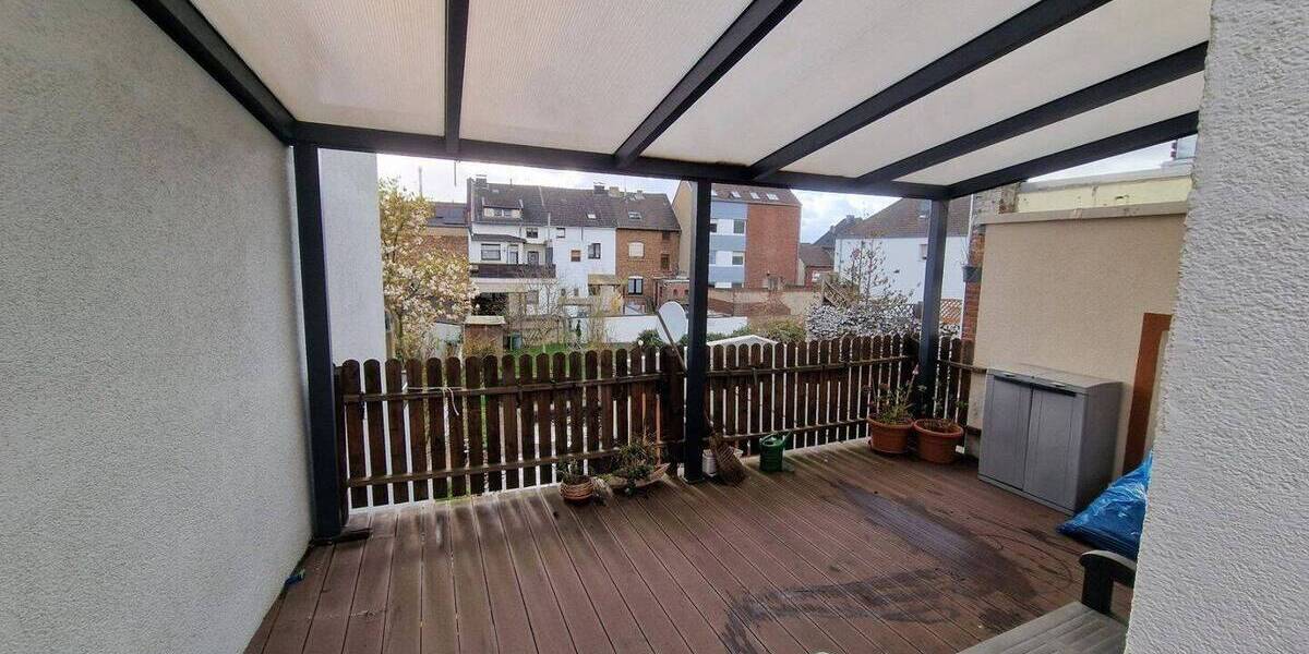 Reihenmittelhaus Düren Birkesdorf - 6 Zimmer, 150 m&sup2;, 1.500&euro; | Angebot:25984607