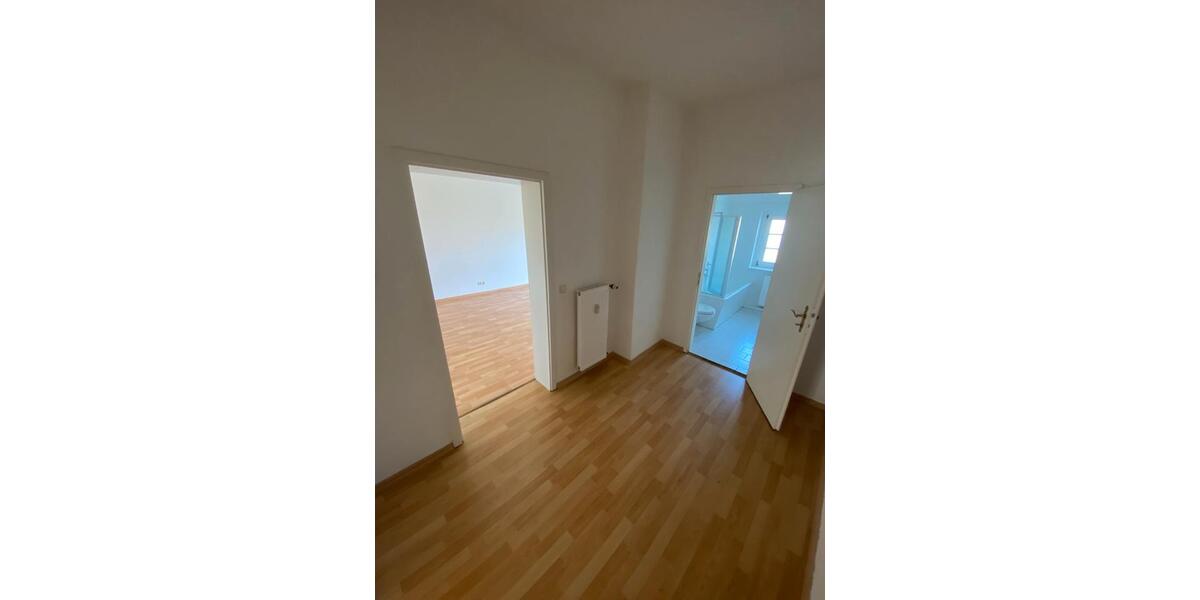 Etagenwohnung Ballenstedt - 2 Zimmer, 66 m&sup2;, 430&euro; | Angebot:23038060