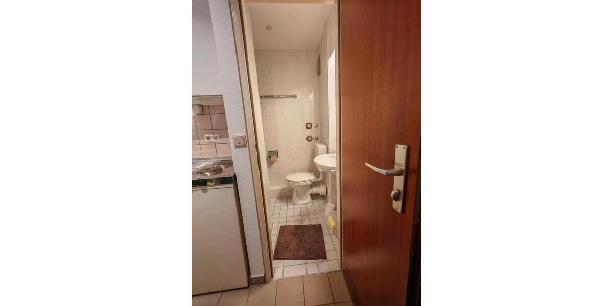 Etagenwohnung Kassel - 1 Zimmer, 22 m&sup2;, 300&euro; | Angebot:26254512