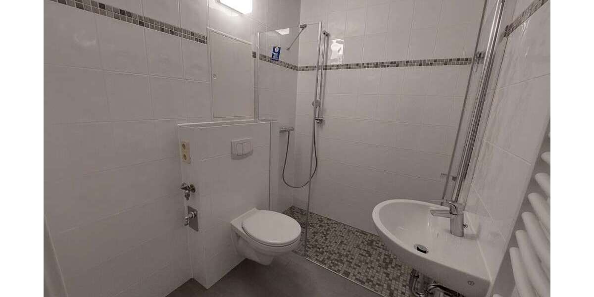 Etagenwohnung Suhl Lauter - 3 Zimmer, 54 m&sup2;, 353&euro; | Angebot:26903760