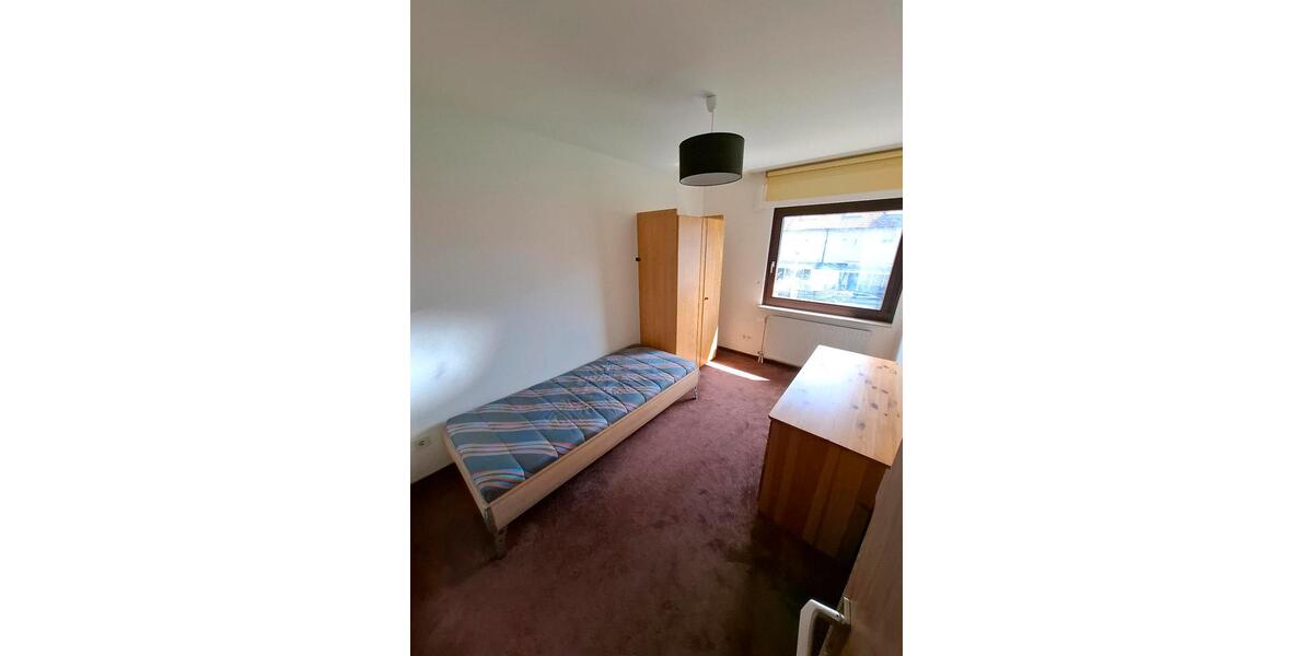 Wohnen auf Zeit Geldersheim - 2 Zimmer, 150 m&sup2;, 370&euro; | Angebot:26254281