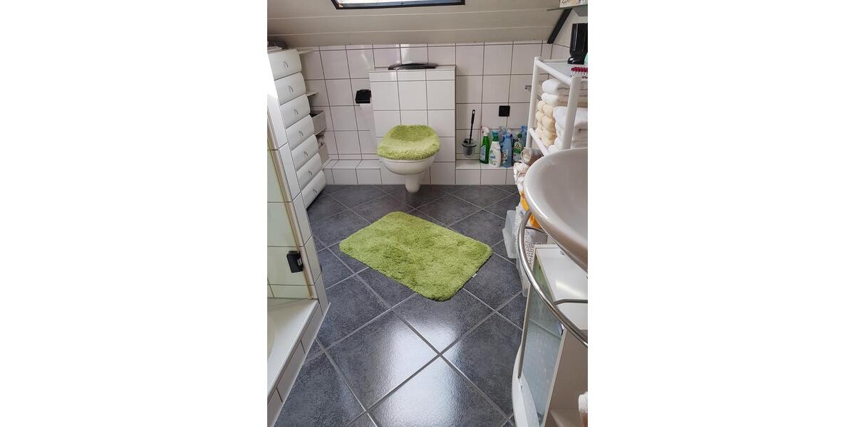 Dachgeschoßwohnung Biebergemünd - 3.5 Zimmer, 110 m&sup2;, 900&euro; | Angebot:24802261