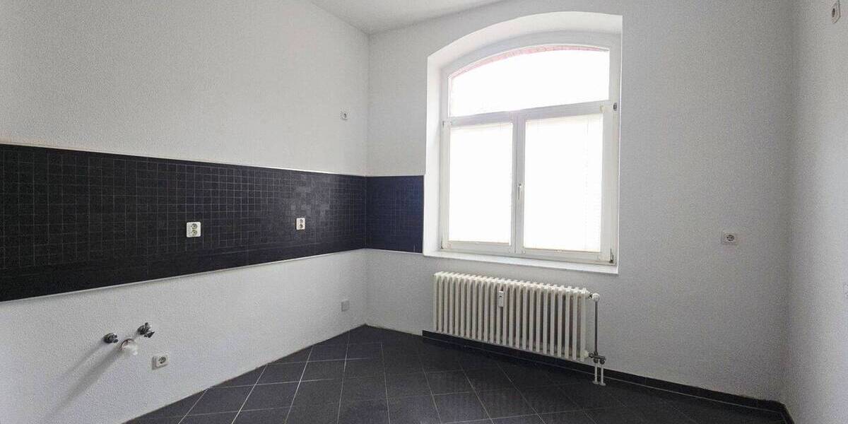 Etagenwohnung Eisenach - 3 Zimmer, 98 m&sup2;, 720&euro; | Angebot:26673952