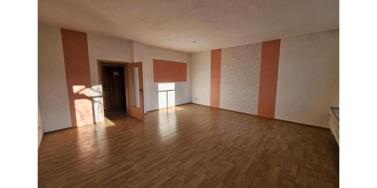Etagenwohnung Tangerhütte - 4 Zimmer, 110 m&sup2;, 450&euro; | Angebot:26038896