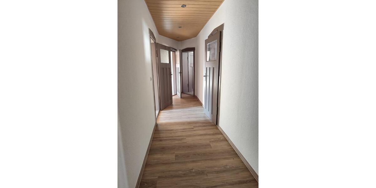 Etagenwohnung Bitterfeld-Wolfen Bitterfeld - 4 Zimmer, 90 m&sup2;, 675&euro; | Angebot:25857271
