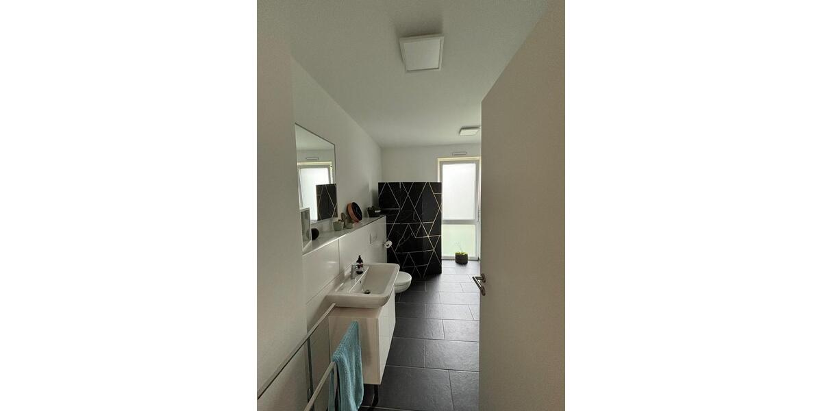 Etagenwohnung Bonn Bad Godesberg - 2 Zimmer, 73 m&sup2;, 1.460&euro; | Angebot:26286775