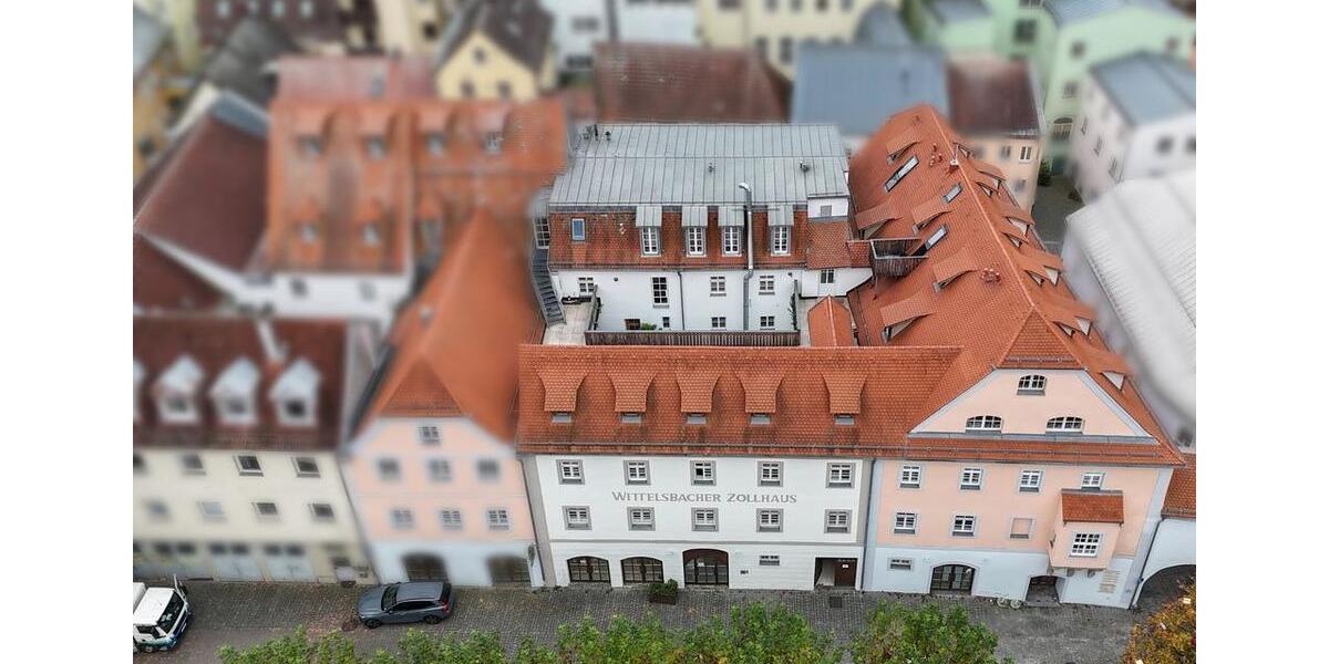 Zu vermieten: Einzigartige, große, offene, Loft-Whg. Terrasse, City Vilshofen, Kaltm.990€, 135 qm 2 zimmer