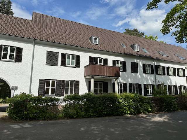 Etagenwohnung Wolfsburg Steimker Berg - 4 Zimmer, 122 m&sup2;, 1.250&euro; | Angebot:27137519