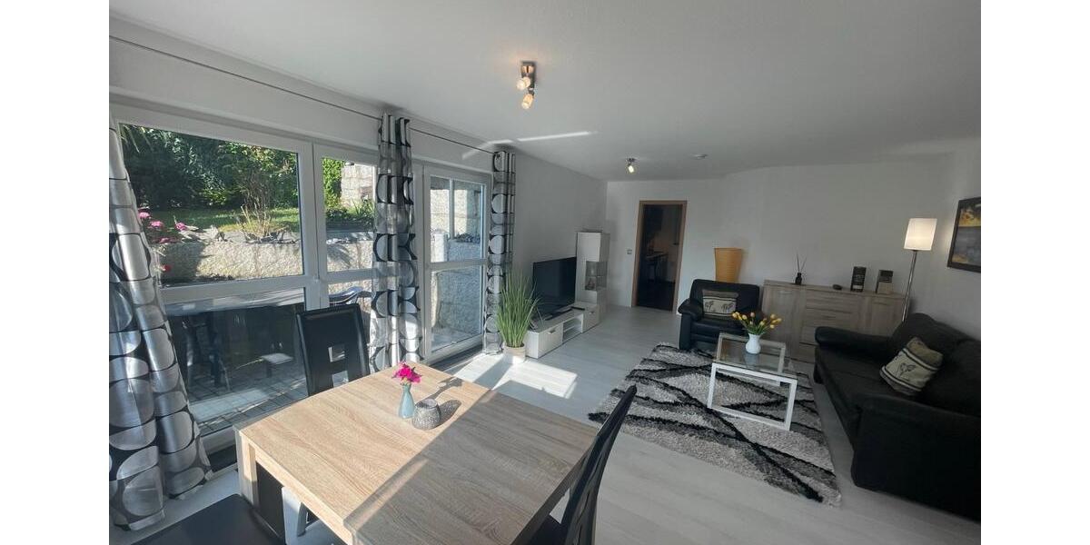 Sonnige möblierte Wohnung mit Terrasse in ruhiger Lage Kusterding 2 zimmer