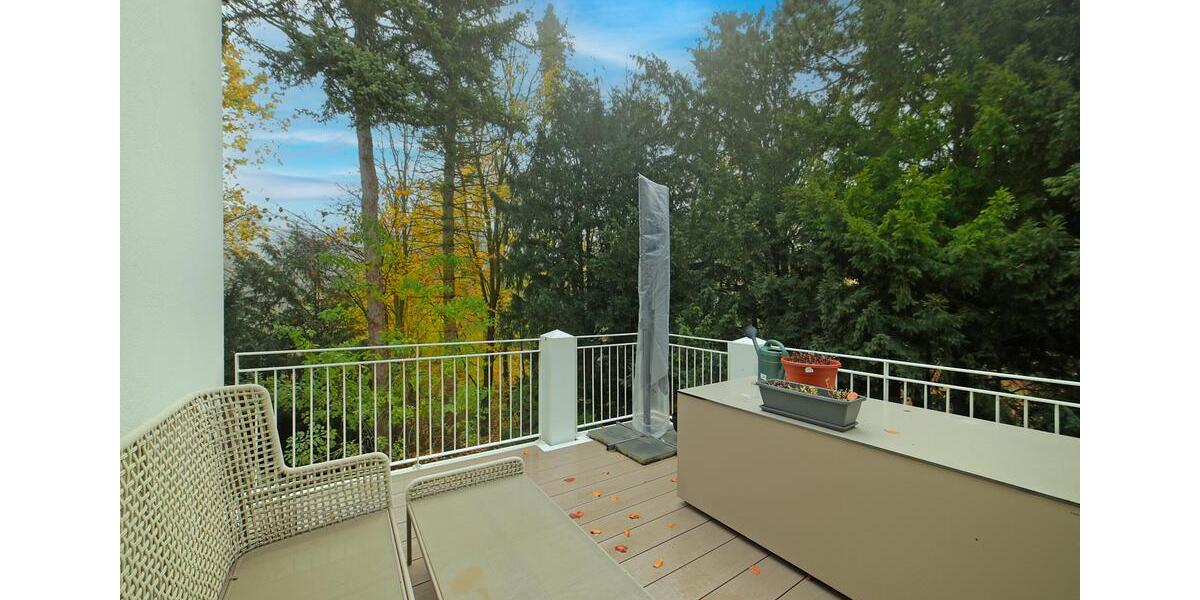 Etagenwohnung München Schwabing-Freimann - 4 Zimmer, 145 m&sup2;, 4.200&euro; | Angebot:23663467