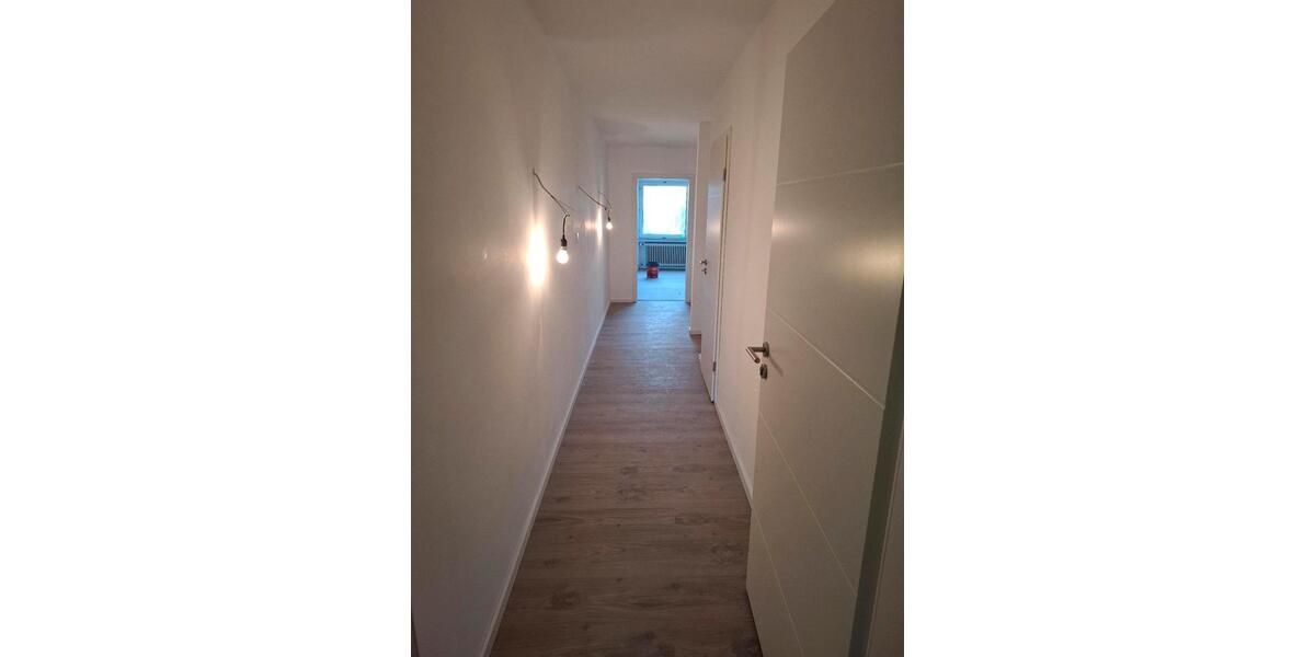 Dachgeschoßwohnung Uplengen - 1 Zimmer, 55 m&sup2;, 600&euro; | Angebot:24302981