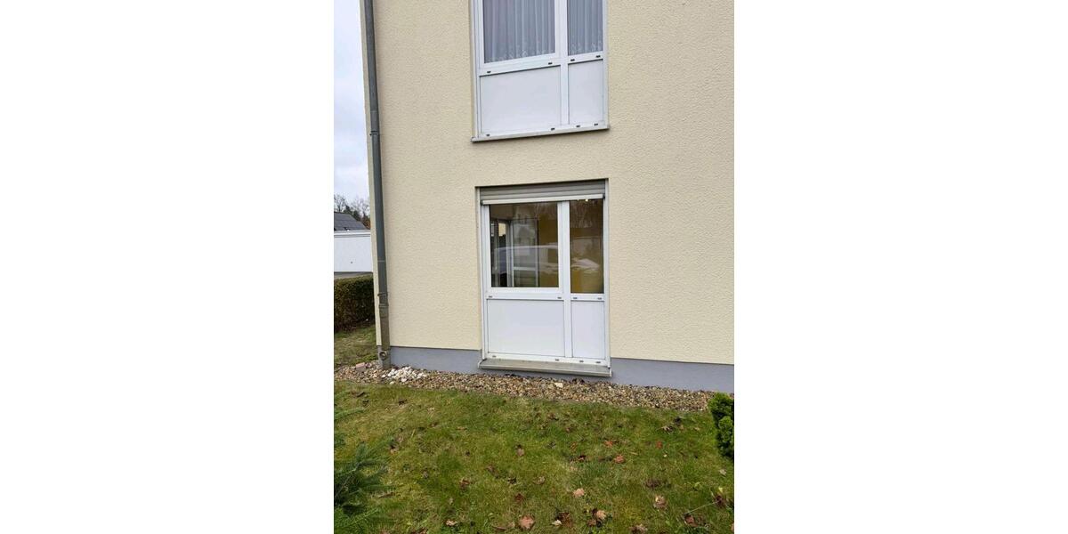 Erdgeschoßwohnung Schwarzheide - 1 Zimmer, 24 m&sup2;, 340&euro; | Angebot:23654134