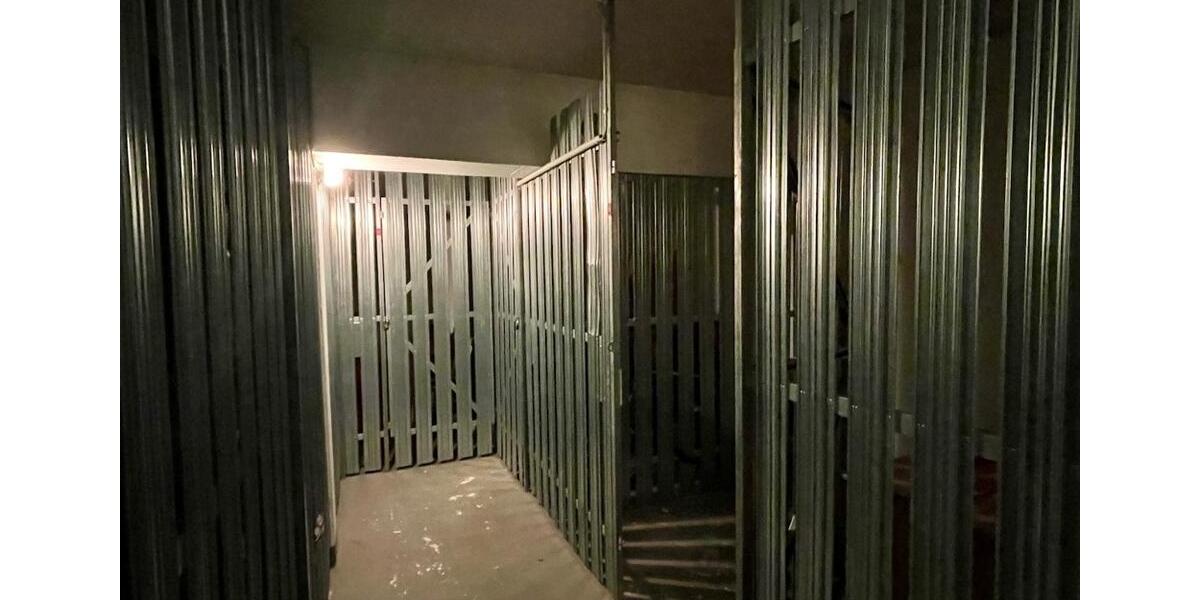 Dachgeschoßwohnung Dresden Neustadt - 1.5 Zimmer, 47 m&sup2;, 530&euro; | Angebot:26001478